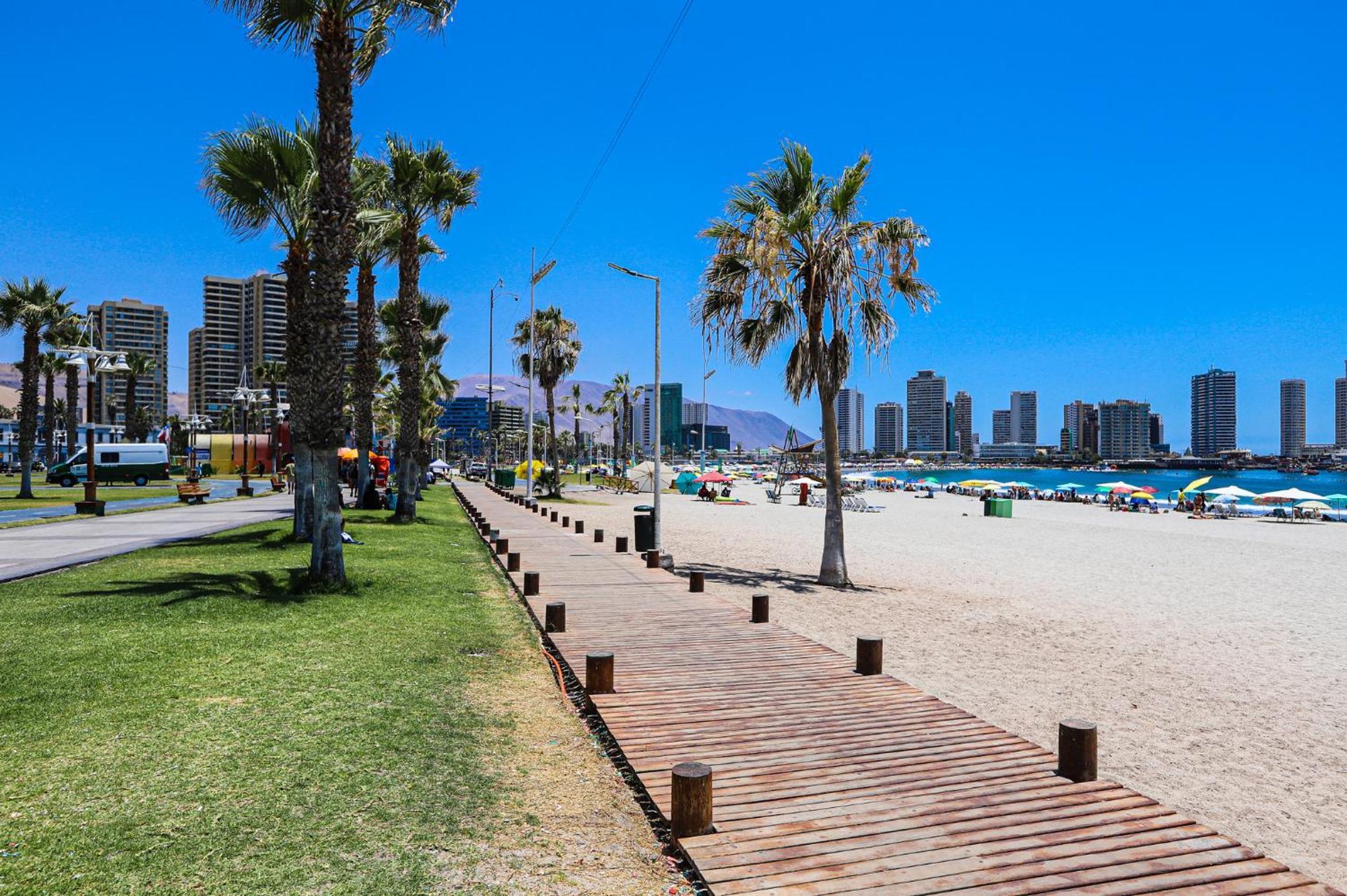 Hostal Sol Del Pacifico 伊基克 外观 照片