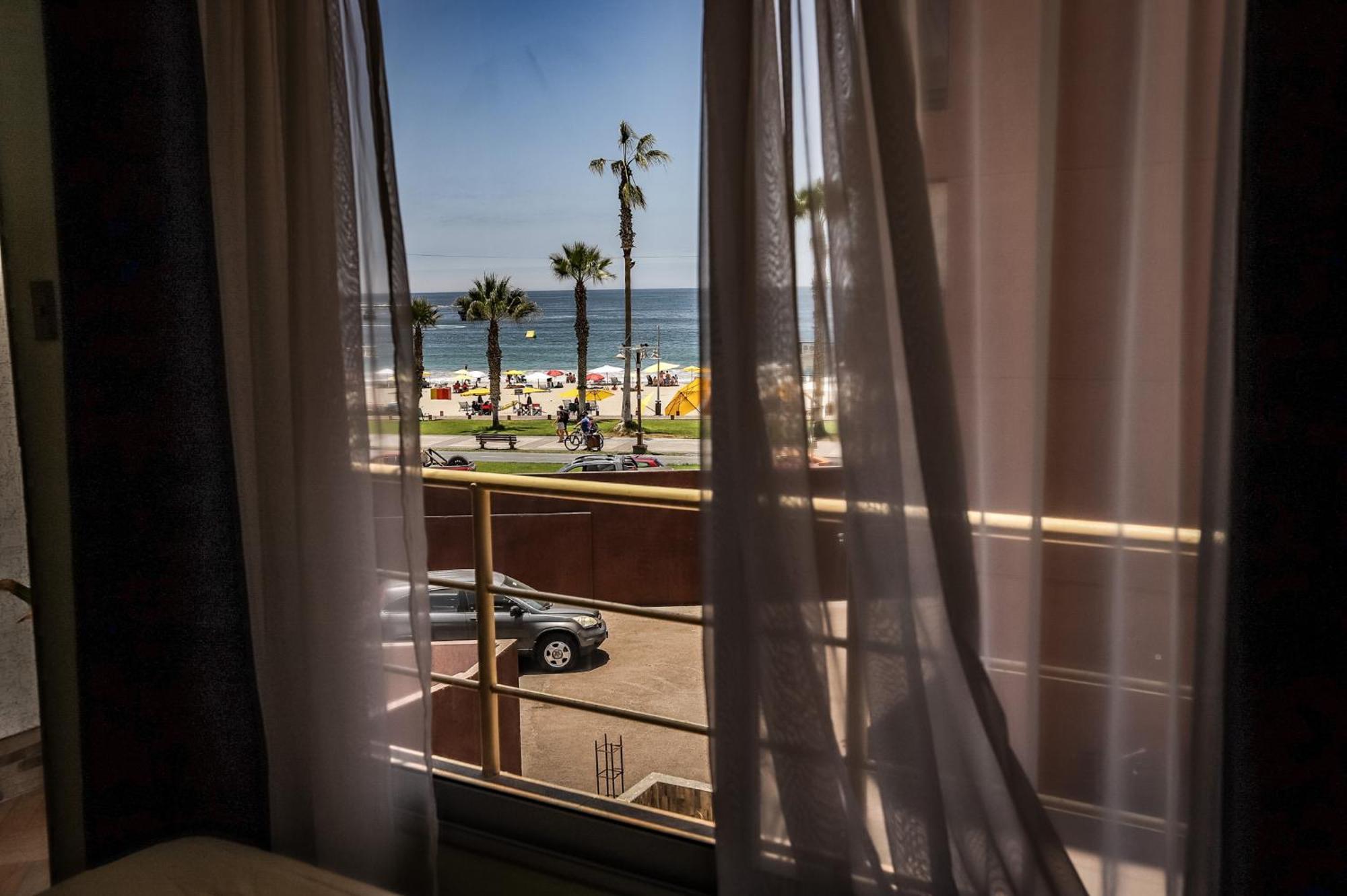 Hostal Sol Del Pacifico 伊基克 外观 照片
